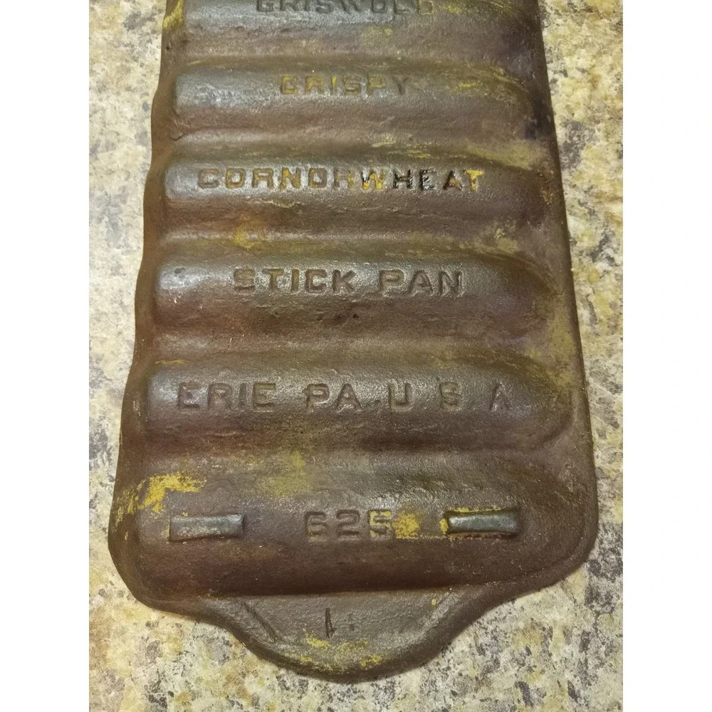 Griswold No 262 Crispy Corn Wheat Stick Pan 625 Cast Iron 7 Slot Erie PA USA